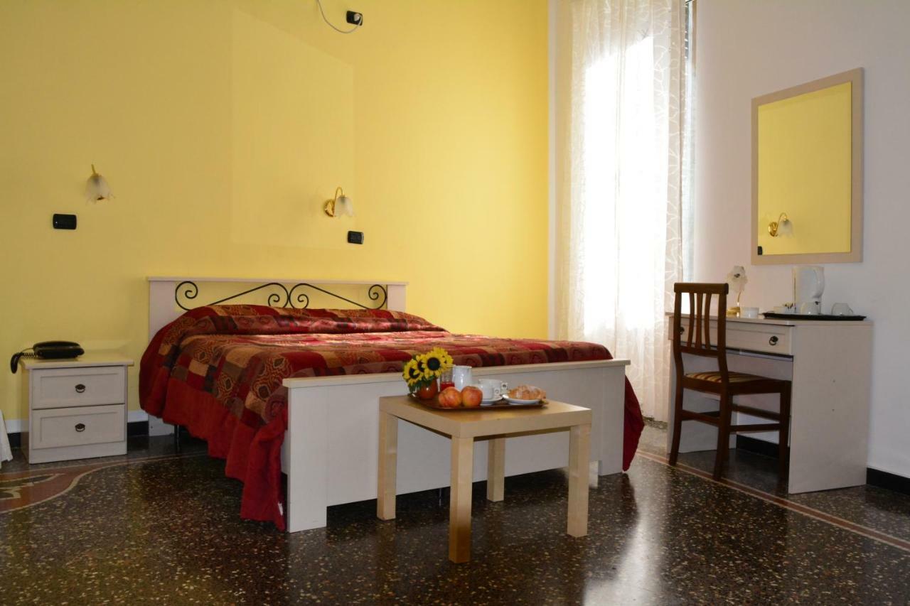 Family Hotel Balbi Genoa Bagian luar foto